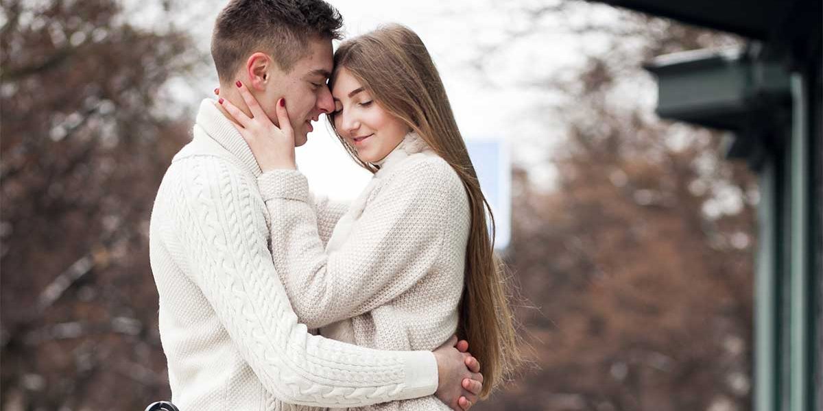 9 Hal yang Tidak Akan Membuat Kamu Terinfeksi HIV